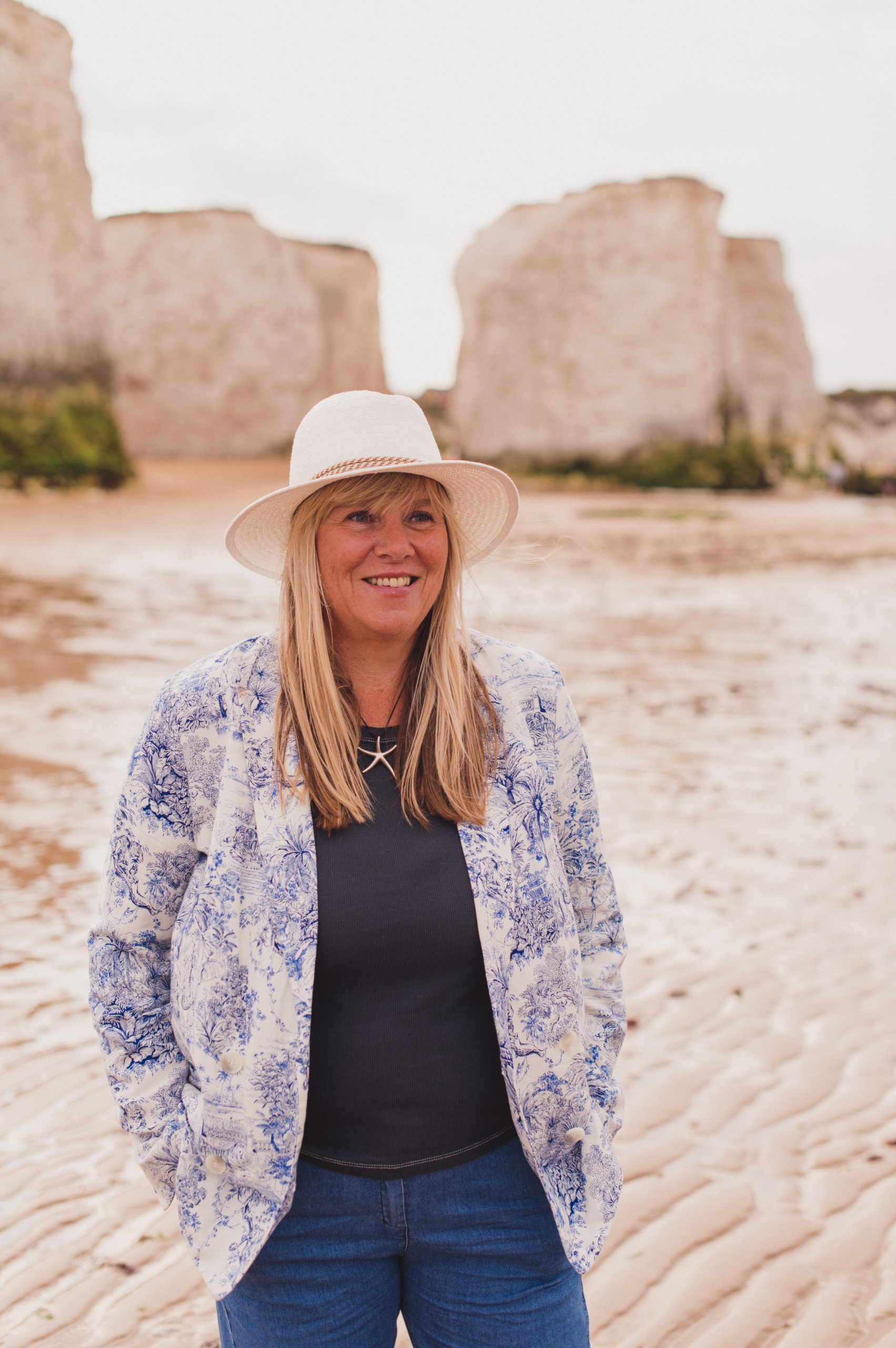 Joanne Jewell Joanne Jewell - Therapist
